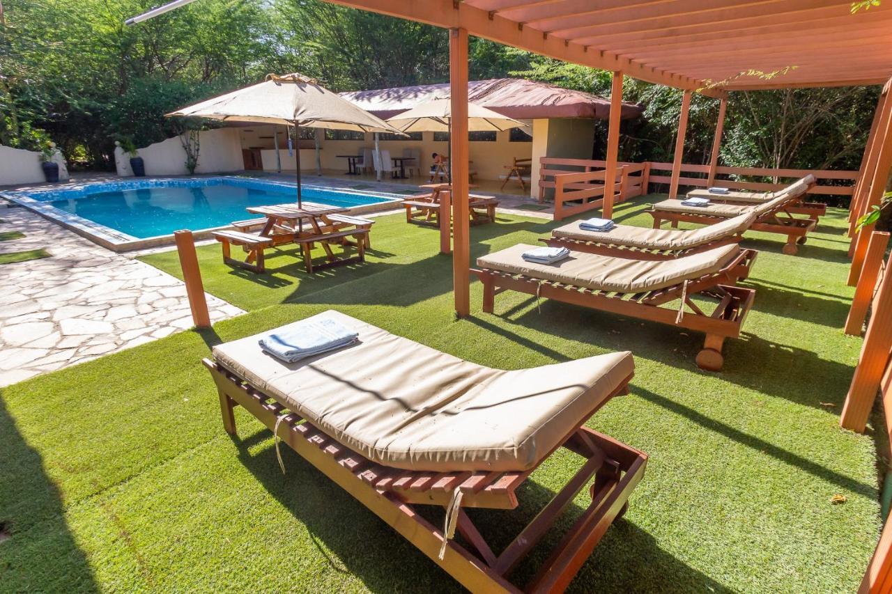 Prideinn Mara Camp & Cottages Talek Esterno foto
