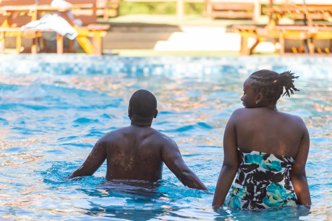 Prideinn Mara Camp & Cottages Talek Esterno foto